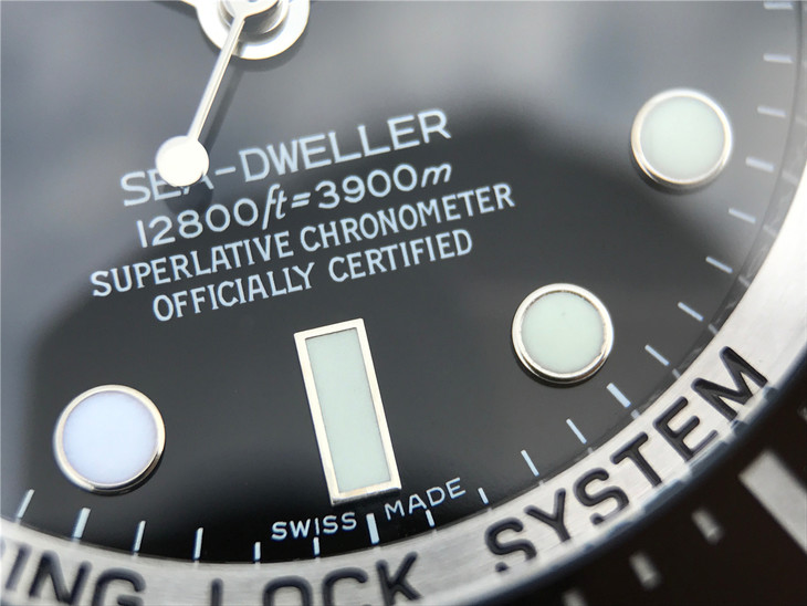 劳力士潜航者系列116660黑鬼王V7终极版胶带款精仿手表
