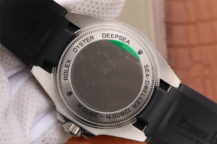 劳力士潜航者系列116660渐变蓝黑鬼王V7终极版胶带款精仿手表